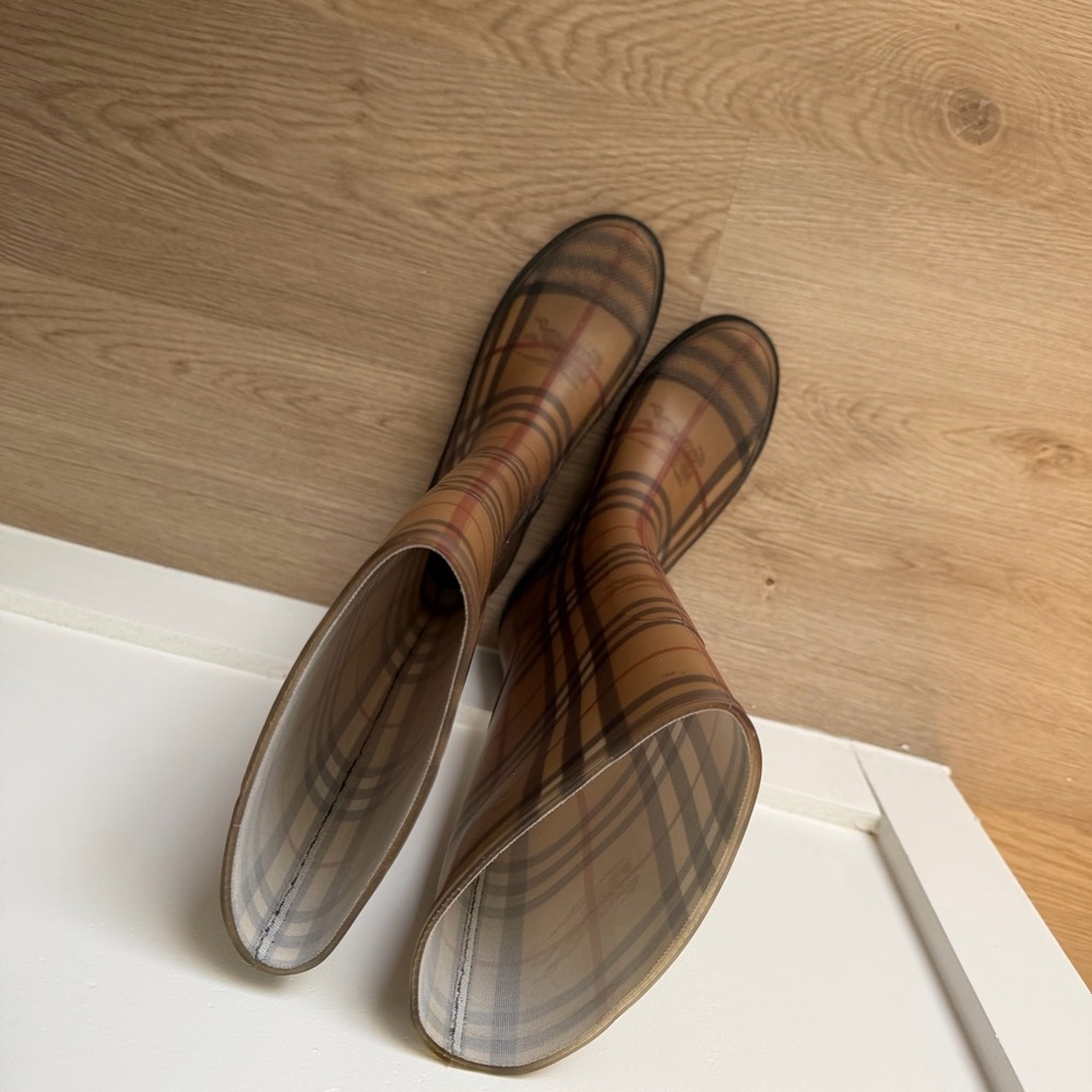 Burberry Tan Plaid Knee-High Rain Boots - Picture 5 of 5